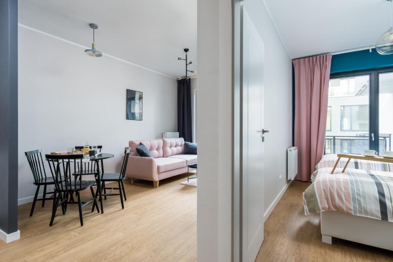 Apartament Male Garbary Poznań Kültér fotó