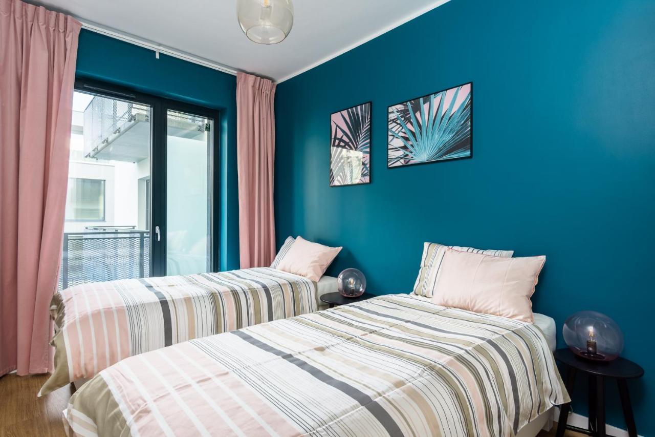 Apartament Male Garbary Poznań Kültér fotó