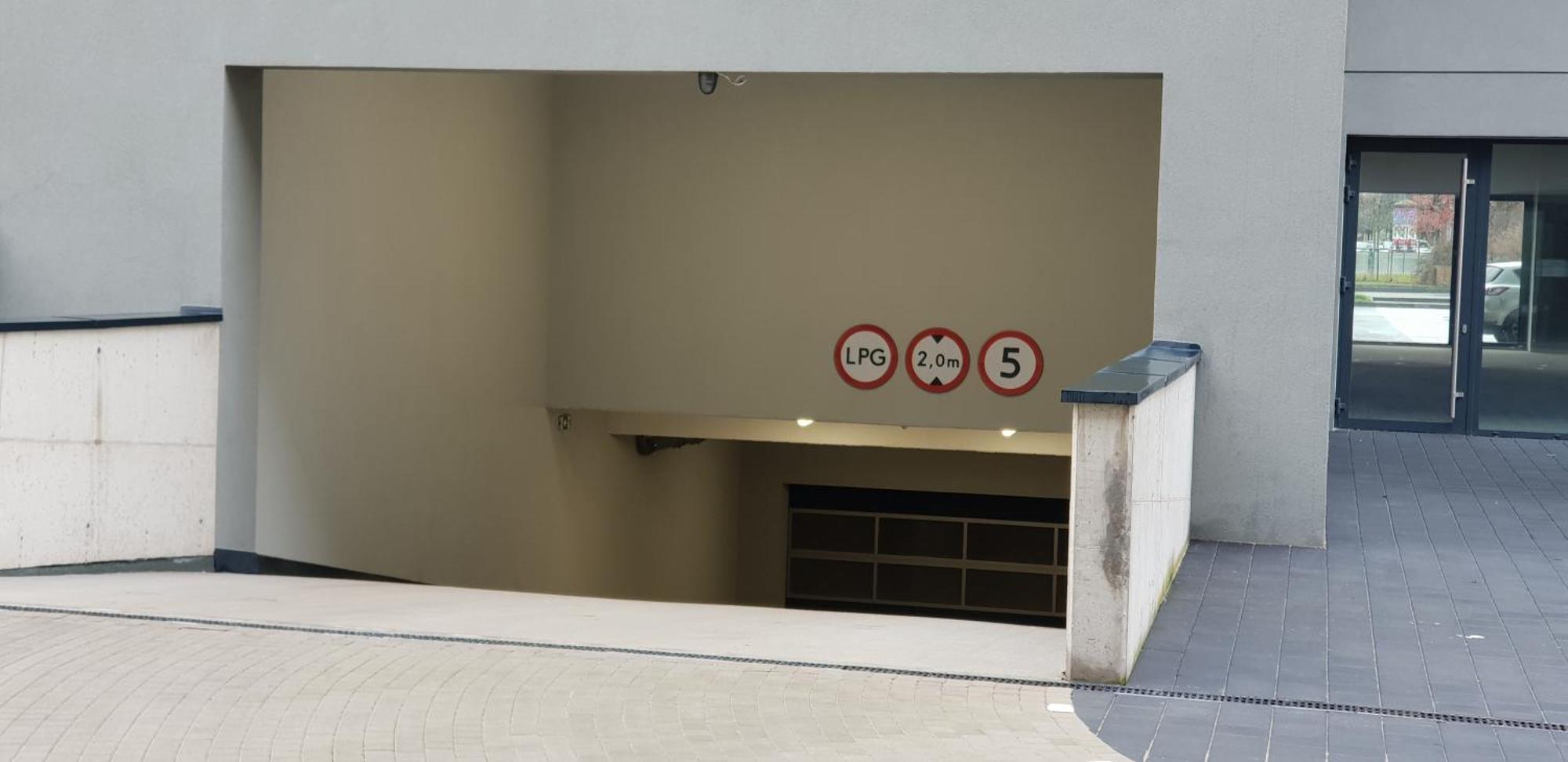Apartament Male Garbary Poznań Kültér fotó